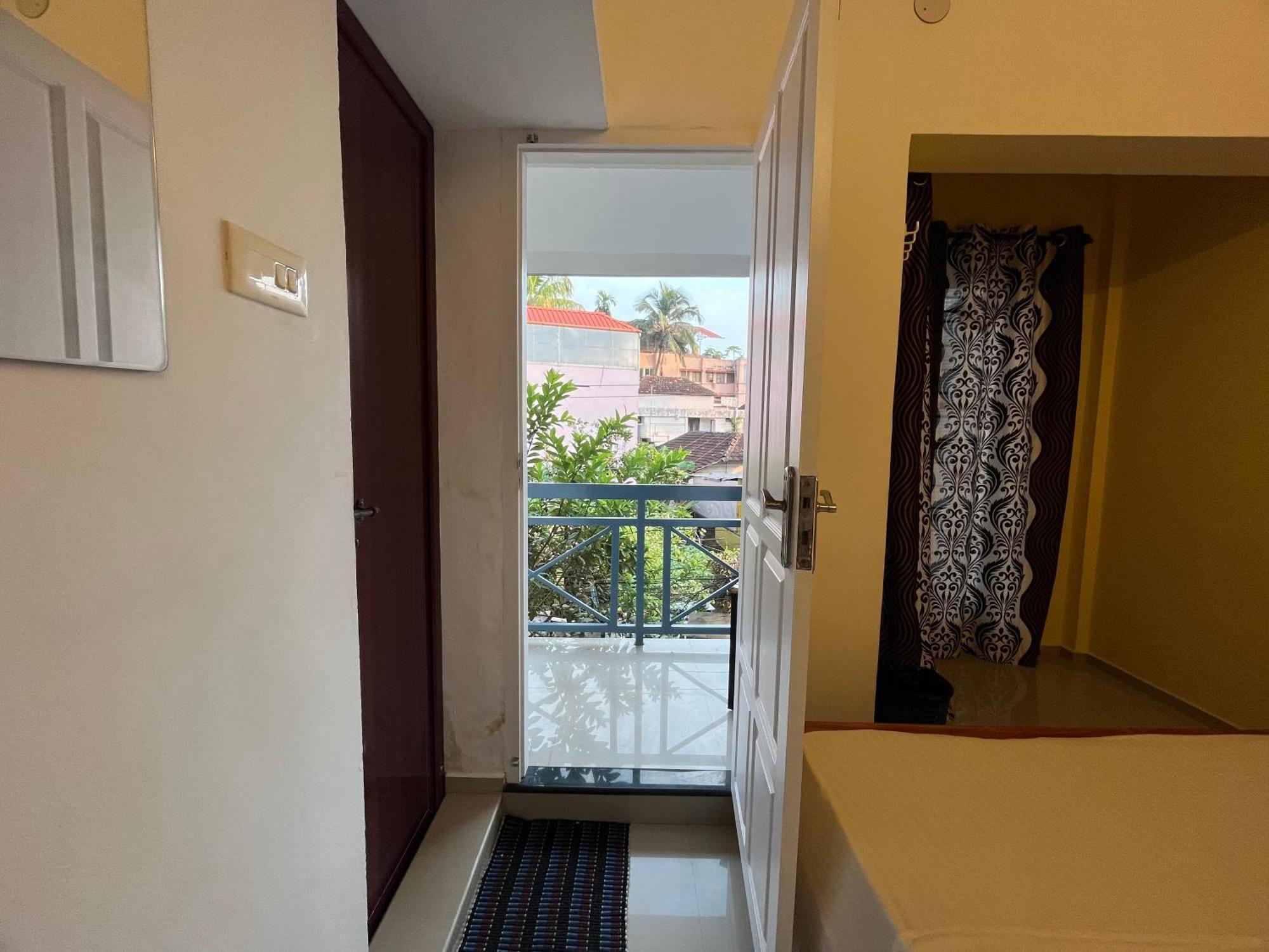 Kochi Segundo Home מראה חיצוני תמונה